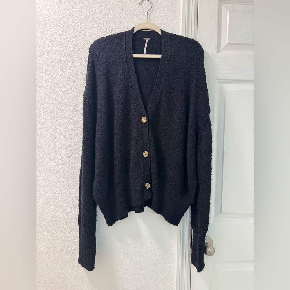 Free people Found My Friend cardigan size large in black - Picture 2 of 6